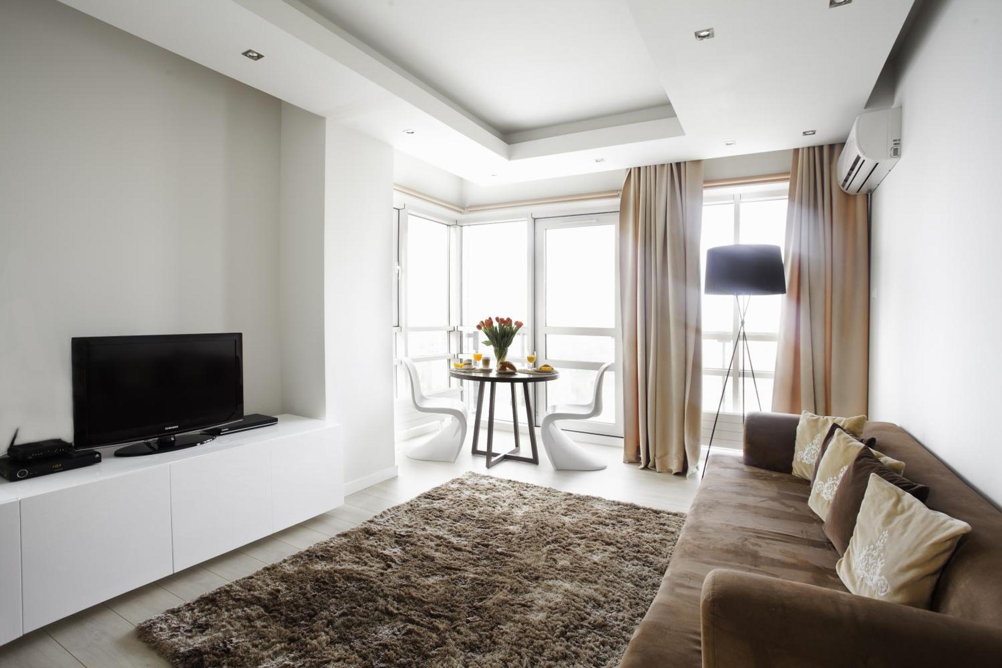 Deluxe One-Bedroom Apartment,190159336:JPEG