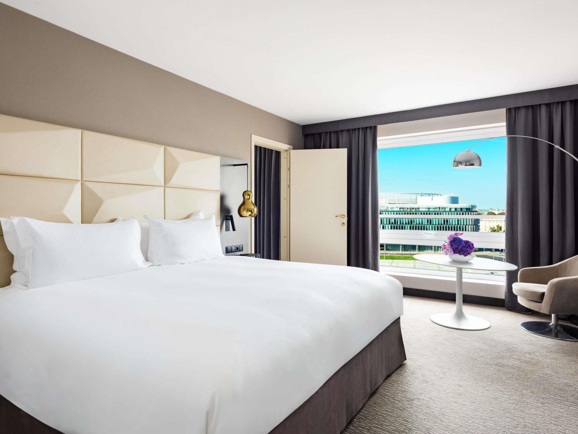 Prestige King Suite,1716983685:JPEG
